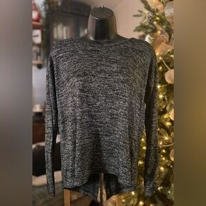 Forever 21 Black and White Knit Top